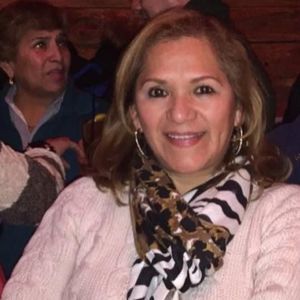 Meet your Posher, Ada olazabal